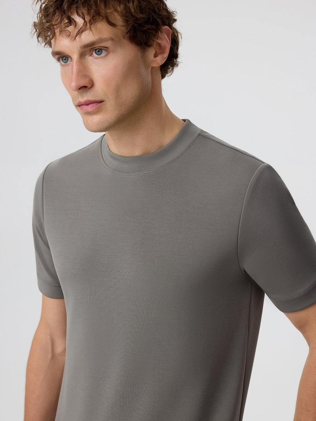 Modal Blend Short Sleeve Tee:Slim Fit