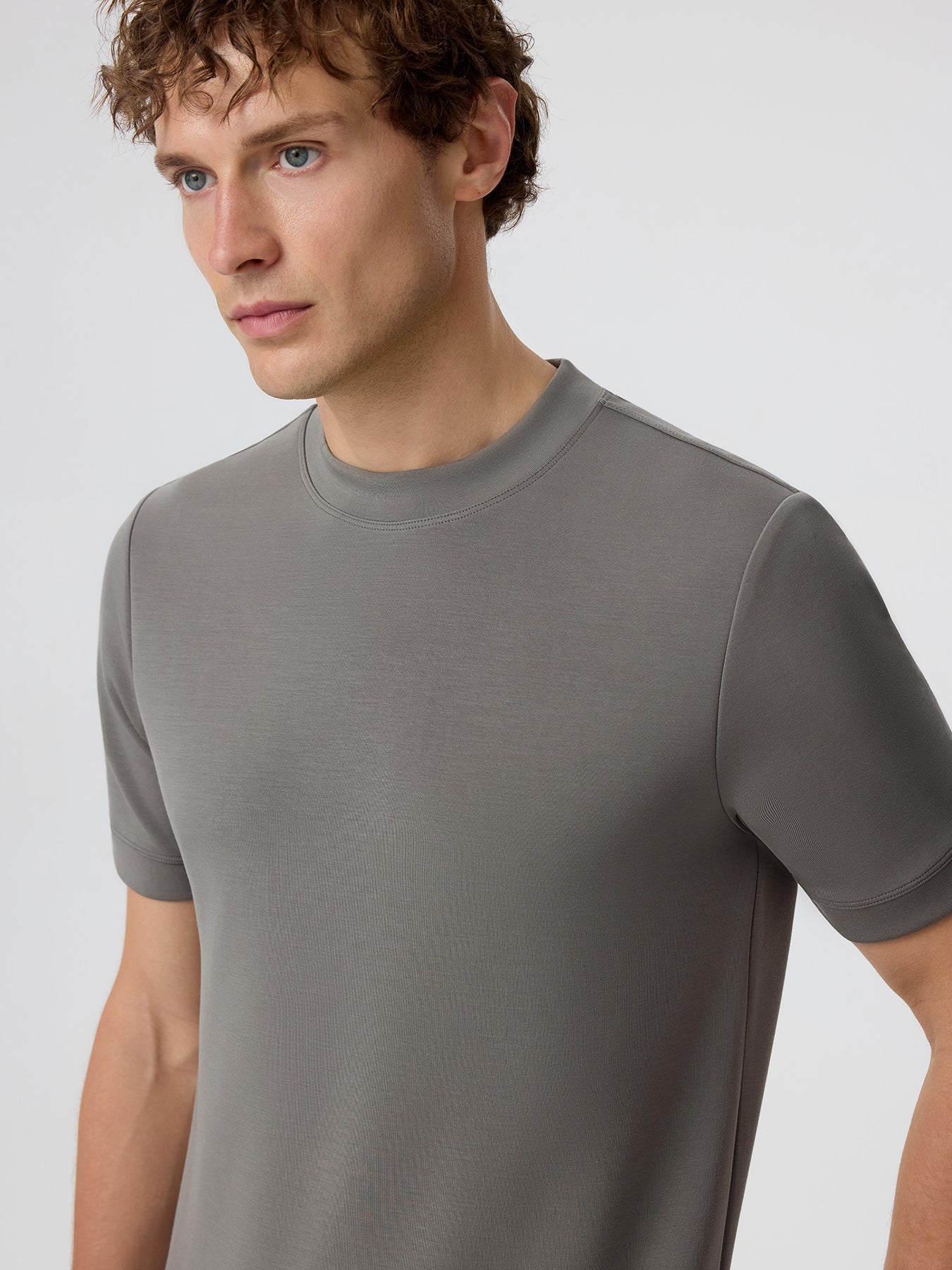 Modal Blend Short Sleeve Tee:Slim Fit