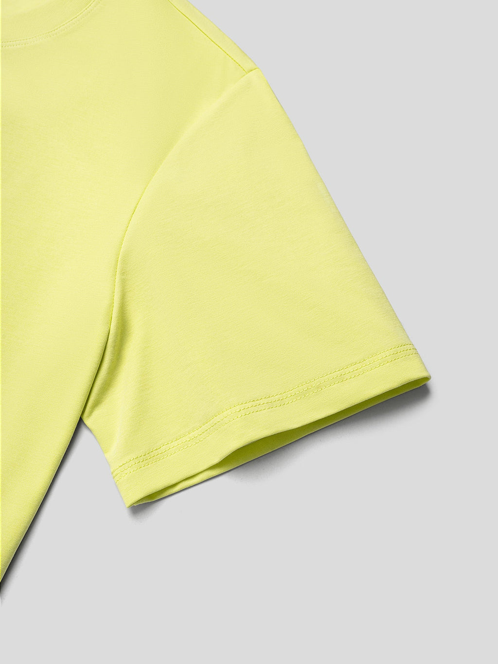 StayCool 2.0 Curve-Hem Tee: Slim-Fit