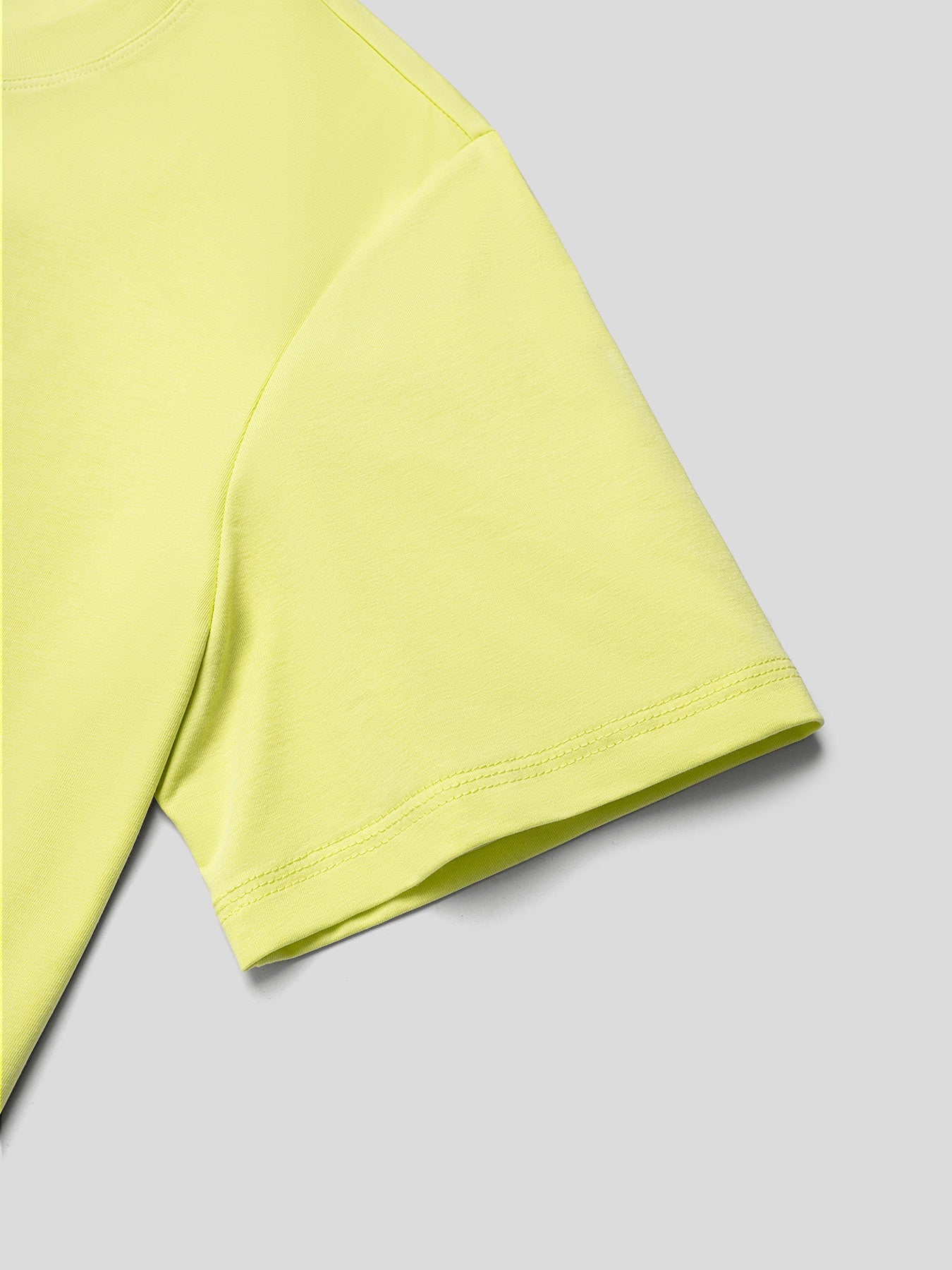 StayCool 2.0 Curve-Hem Tee: Slim-Fit