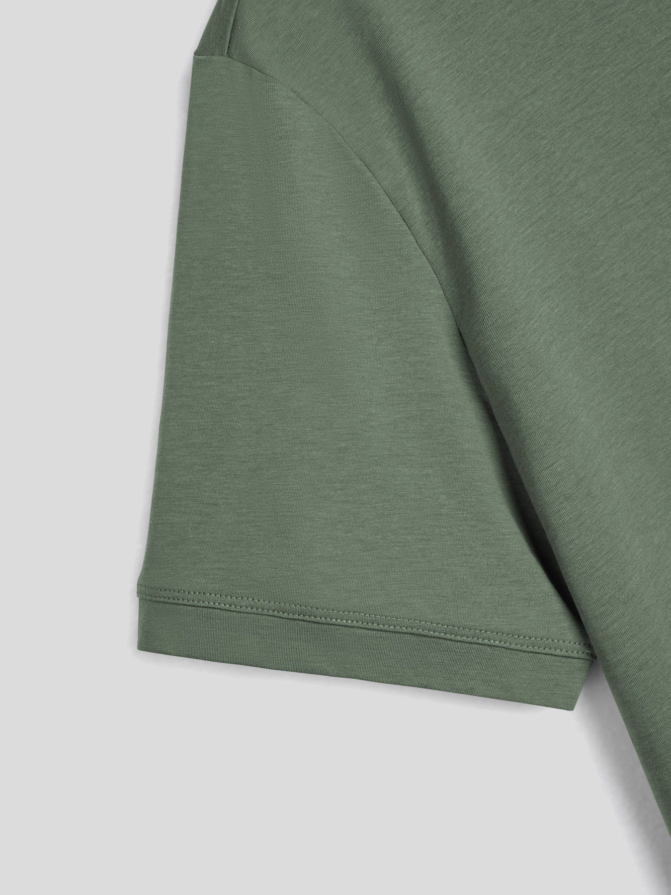 StayCool 2.0 Slim Fit Curve-Hem Polo