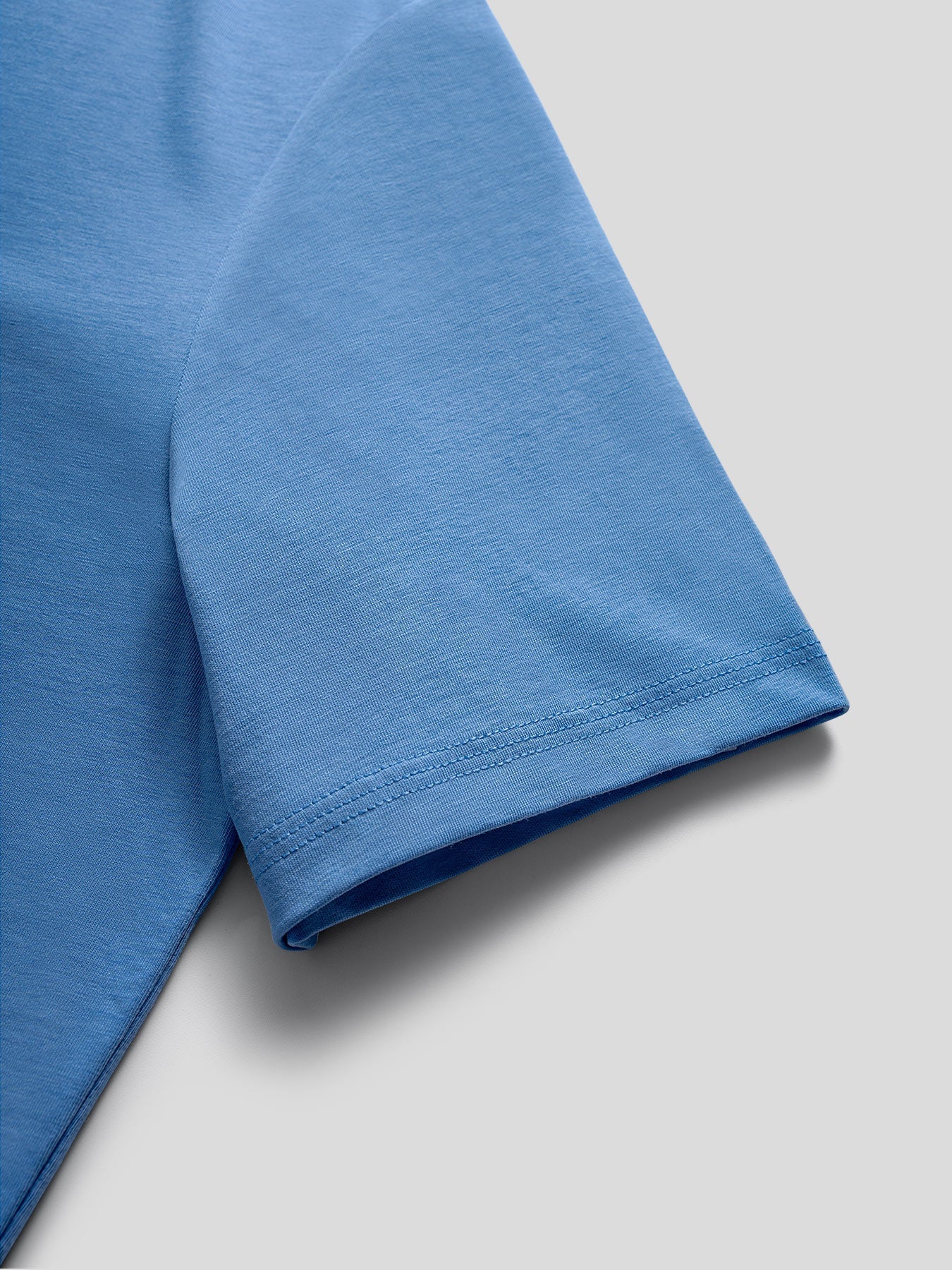 StayCool 2.0 Curve-Hem Tee: Slim-Fit