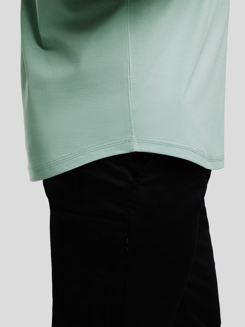 StayCool 2.0 Curve-Hem Tee: Slim-Fit