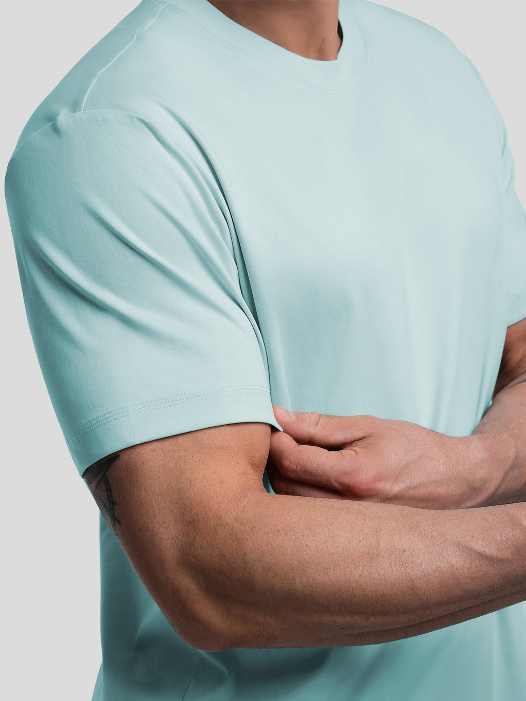 CloudWear 2.0 Split-Hem Short Sleeve Tee: Slim Fit