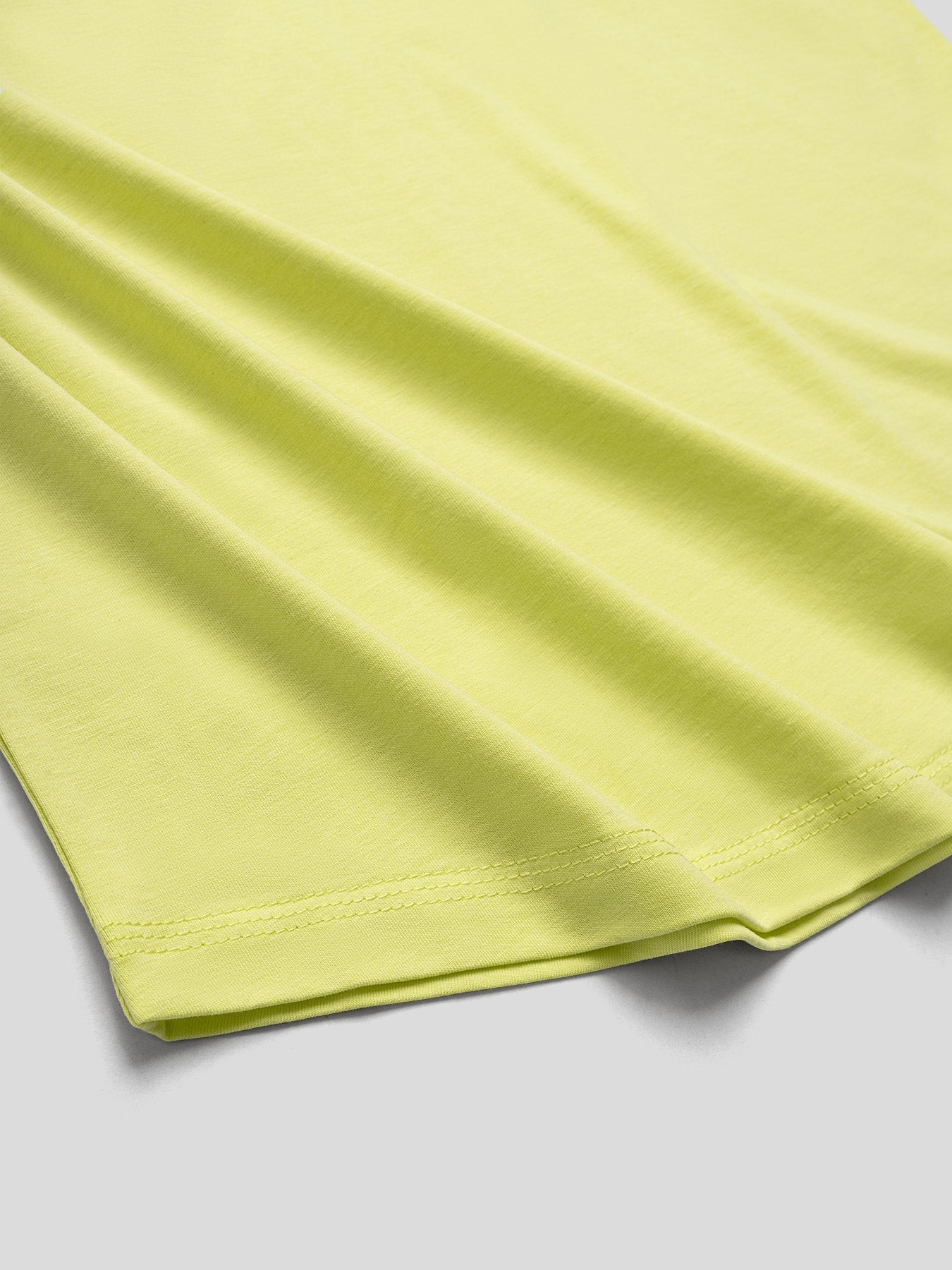 StayCool 2.0 Curve-Hem Tee: Slim-Fit